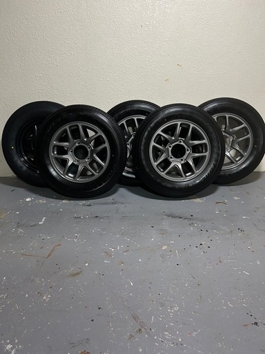 ジムニーJB64 XC純正タイヤ&ホイール