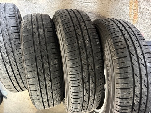 155/65R14白ホイールパンク修理あり2箇所