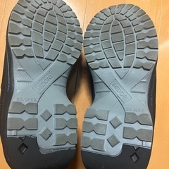 美品☆ミドリ安全　安全靴　24.5EEEの画像