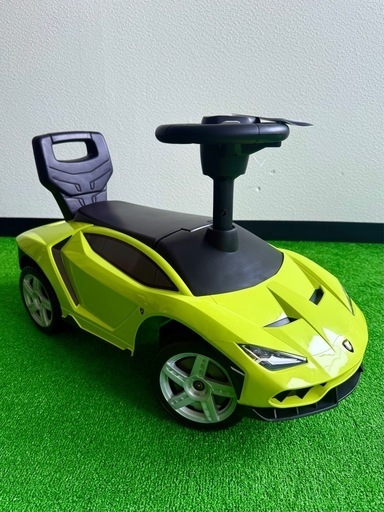 ランボルギーニ風ライムグリーン乗用玩具 おもちゃ