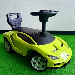 ランボルギーニ風ライムグリーン乗用玩具 おもちゃ