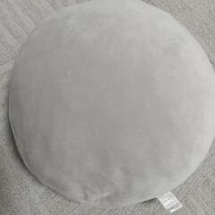 鬼滅の刃 たんじろうのクッション&丸いクッションの画像