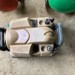 コンプレッサー　日立工機　EC1430H2 エア漏れあり