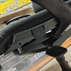 取引者決定　キャスターつき椅子の画像