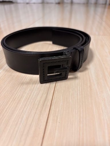 GUCCI メンズ　レザーベルト Gロゴ