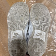 NIKE スニーカー　23センチの画像