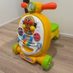 アンパンマン 乗って！押して！へんしんウォーカー ベビーウォーカ...
