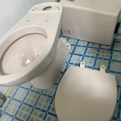 トイレ便座タンク
の画像
