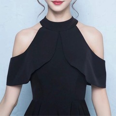 ブラック　ロングドレス
の画像