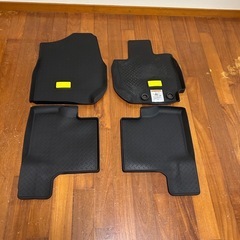 ジムニーJB64純正フロアマット