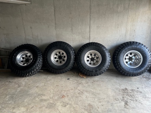 ミッキートンプソン