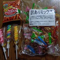 豆菓子、飴、ビスケット