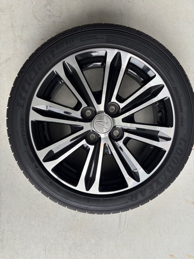 ダイハツ純正15インチアルミホイール