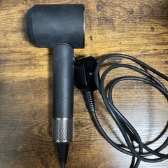 ダイソン　ヘアドライヤー