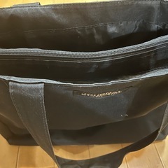 ジャーナルスタンダード　黒　バックの画像