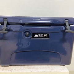VASTLAND　クーラーボックス 42.5L ロトモールド製法...