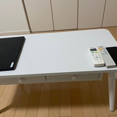 ローテーブル　白