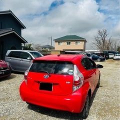 平成 25トヨタ アクア 距離87,800KM 車検7年／11 月 (Nash16