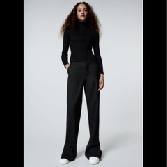 ZARA スリットストレートフィット マスキュリンパンツ ストレ...