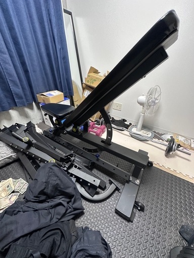 トレーニングベンチ