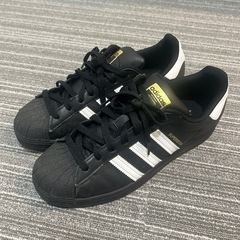 adidas SUPERSTARの画像