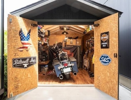 【バイク好きの秘密基地！3坪以下タイニーハウス／NIRAI KANAI factory】