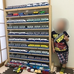 ✨美品✨プラレールラック🚃の画像