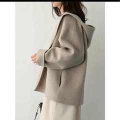 値下げました。新品・フードフリースジャケットポケット付きの画像