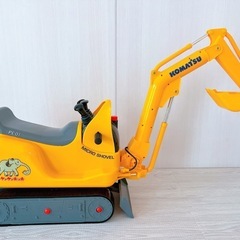 乗れるショベルカー🚧