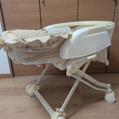 アップリカ/ハイローベッド&チェアー ネミュー439/91147/新生児～の画像