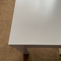 IKEAテーブルの画像