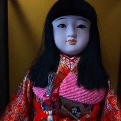 値下げしました段ボールのまま25年以上飾らなかった雛人形の画像