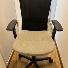 ニトリ　ワークチェアターゲット3BE