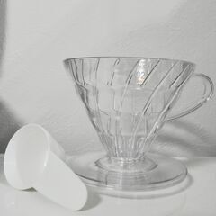 【取引中】HARIO コーヒーサーバー＆ドリッパーセット（軽量スプーン付）の画像