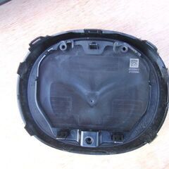 マツダ３，１００周年記念モデルに付いていたマツダフロントマーク（傷なし）の画像