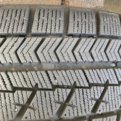 決まりました中古　スタッドレスタイヤ　の画像