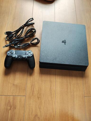 軽量型　PS4 本体
