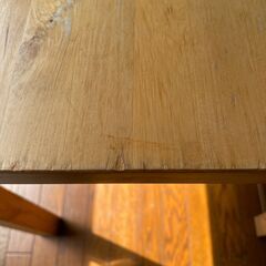 IKEA パイン材テーブルの画像