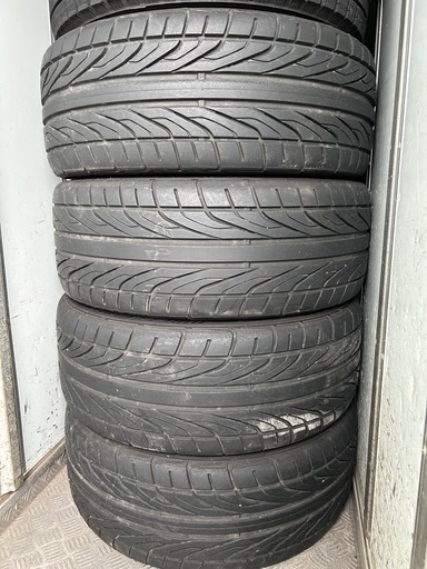 ダンロップ　215-45-17 6部山位？　タイヤのみ　
20年製　トヨタ　車検　アルテッツァ