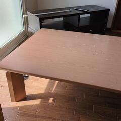 こたつテーブルの画像