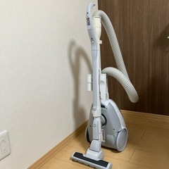 掃除機(有線)