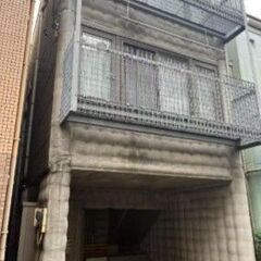 🏠民泊運営中　旅館申請可能　RC造３階建　戸建２LDK+ロフト　...