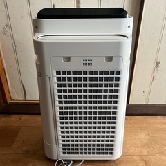 SHARP シャープ ☆ プラズマクラスター ☆ 加湿空気清浄機 ☆ KC-D50 ☆ 動作確認済の画像