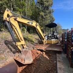 残り3日で受付終了　ユンボ　バックフォー　CAT304CCR 