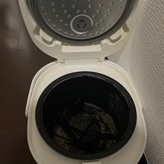 炊飯器の画像