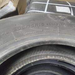 　タイヤの画像