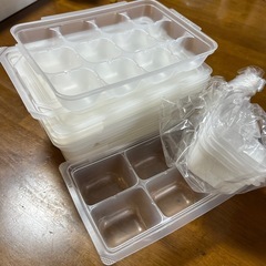 離乳食容器