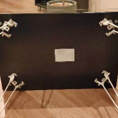 ガラス天板ローテーブルの画像