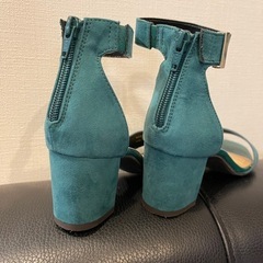 ほぼ新品✨サンダル①サイズSの画像