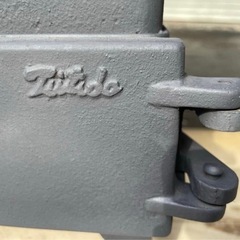【値下げ】引取限定【鋳物ストーブ】メーカー不明　骨董品？！重量物の画像